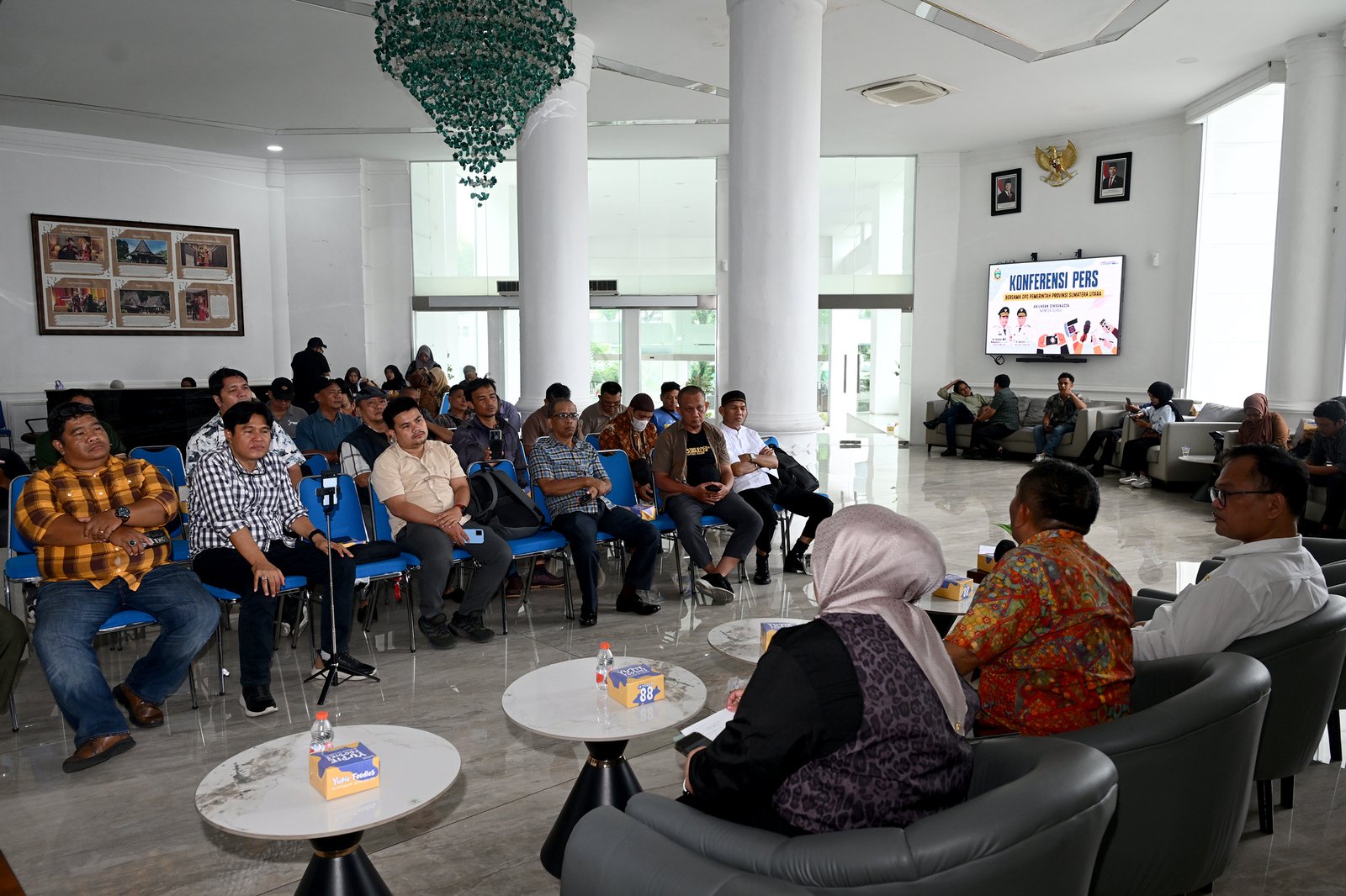 Konferensi Pers Dinkes -3.jpg