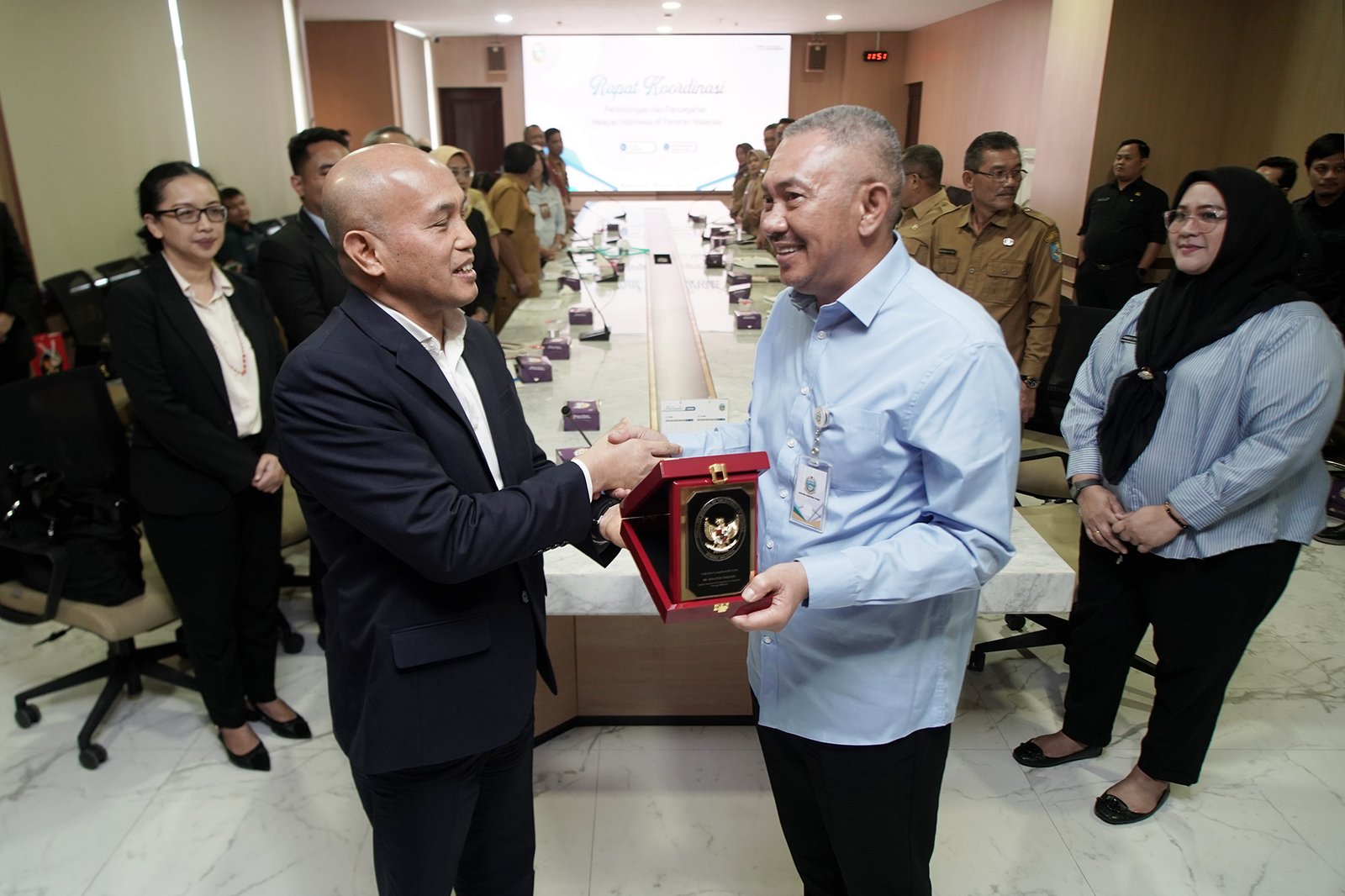 Pj Sekda pimpin rakor perlindungan nelayan (6).jpg