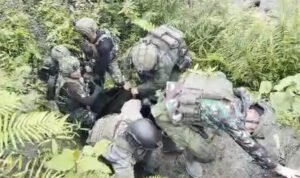 Demi Pulangkan Korban, Prajurit TNI Terobos Medan Ekstrem dan Hadapi Hujan Peluru OPM di Yahukimo.jpg