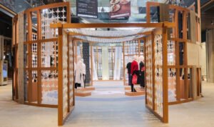 Warisan yang Terus Berevolusi HERITAGE REIMAGINED di ASHTA District 8