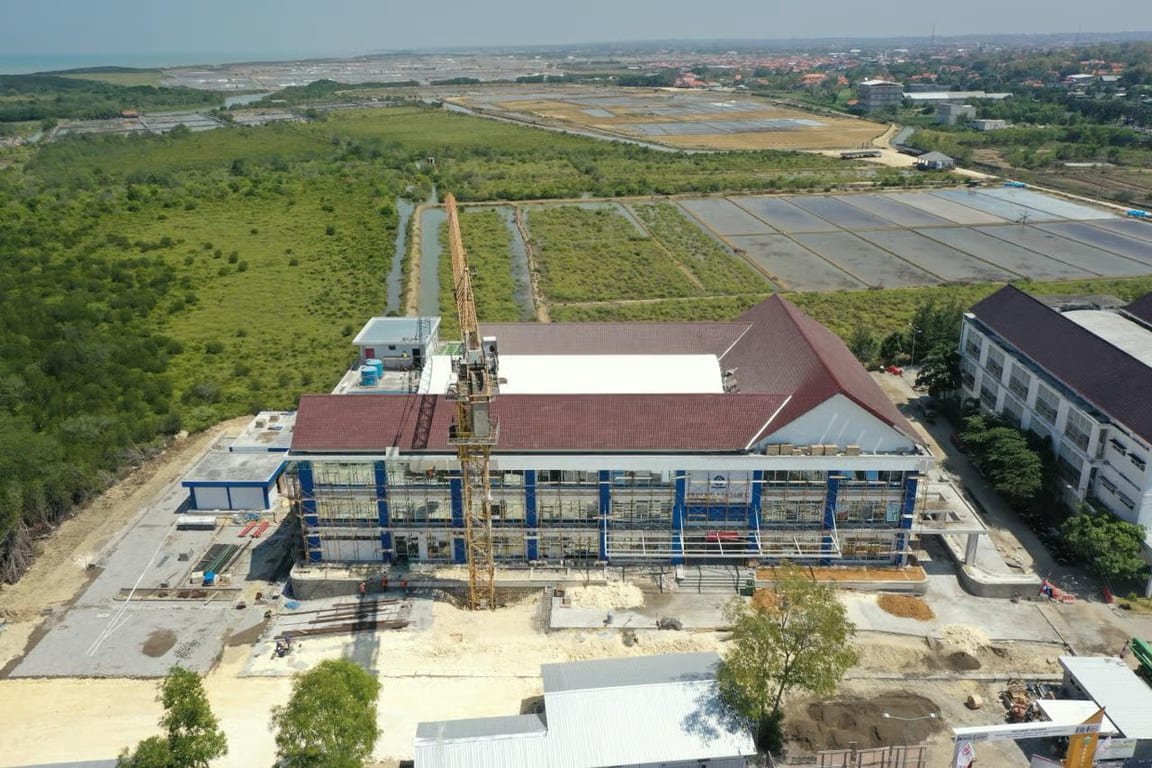 Waskita Beton Precast Matangkan Kesiapan Gedung Baru Jurusan Kesehatan POLTERA, Ditargetkan Rampung Akhir Agustus 2026.jpg
