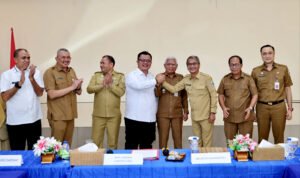 Foto Wagub Sumut Matangkan Penyerahan Aset RSUD dr. M. Thomsen Nias (11)